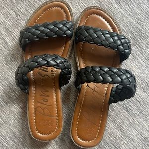 Blowfish sandals size 9